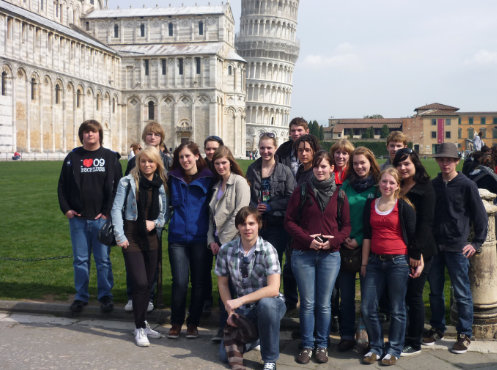 Klasse 11 des Beruflichen Schulzentrums Bietigheim-Bissingen, hier in Pisa, Klassenfahrt Toskana 2010 – Bildergalerie Klassenfahrten von Jugendtours