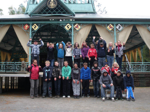 Klasse 6c der Borlachschule Artern, hier am Josephskreuz, Klassenfahrt Harz 2011 – Bildergalerie Klassenfahrten von Jugendtours