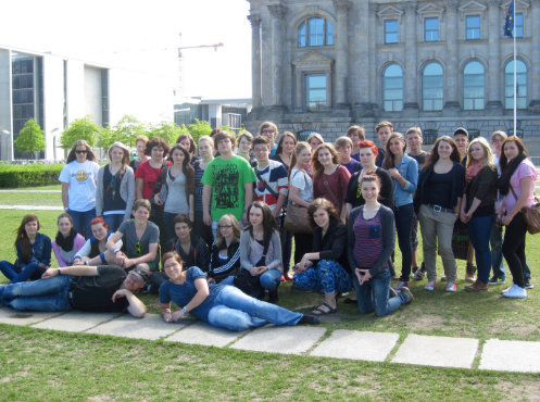 Gruppe von Kindern und Jugendlichen der Jugendpflege Betzdorf, Klassenfahrt Berlin 2012 – Bildergalerie Klassenfahrten von Jugendtours