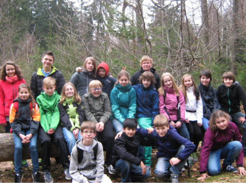  Klasse 6c der Dinterschule aus Borna, hier bei der „Wanderung mit der Frsterin“, Klassenfahrt Harz 2013 – Bildergalerie Klassenfahrten von Jugendtours