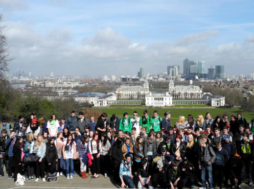 Schler:innen diverser Schulklassen der Mittelschule Leipzig aus Markranstdt, hier in Greenwich, Klassenfahrt London 2013 – Bildergalerie Klassenfahrten von Jugendtours