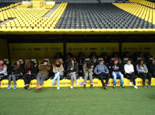 Klasse 9b der Sekundarschule Halle-Süd, hier im Stadion von Borussia Dortmund, Klassenfahrt Dortmund 2015 – Bildergalerie Klassenfahrten von Jugendtours