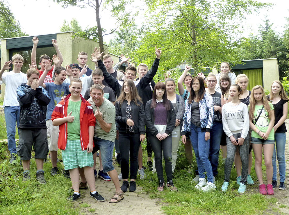 Klasse 9b der Sekundarschule „Am Petersberg“, hier im Center Parcs - Park Bispinger Heide, Klassenfahrt Bispinger Heide 2016 – Bildergalerie Klassenfahrten von Jugendtours