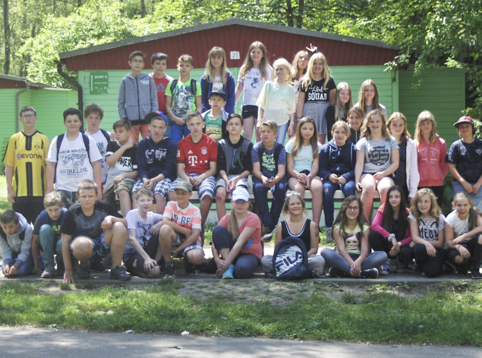 Klasse 5 der Oberschule Frdric Joliot-Curie Pegau, hier in der Ferienanlage „Hoher Hain“, Limbach-Oberfrohna in Sachsen 2017 – Bildergalerie Klassenfahrten von Jugendtours