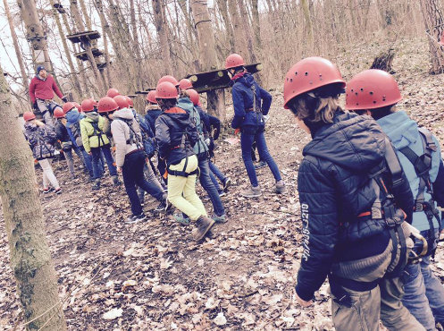 Klasse 5 der Rahn Education – Freie Oberschule Leipzig, hier im Kletterpark Koala, Euroville Naumburg 2017 – Bildergalerie Klassenfahrten von Jugendtours