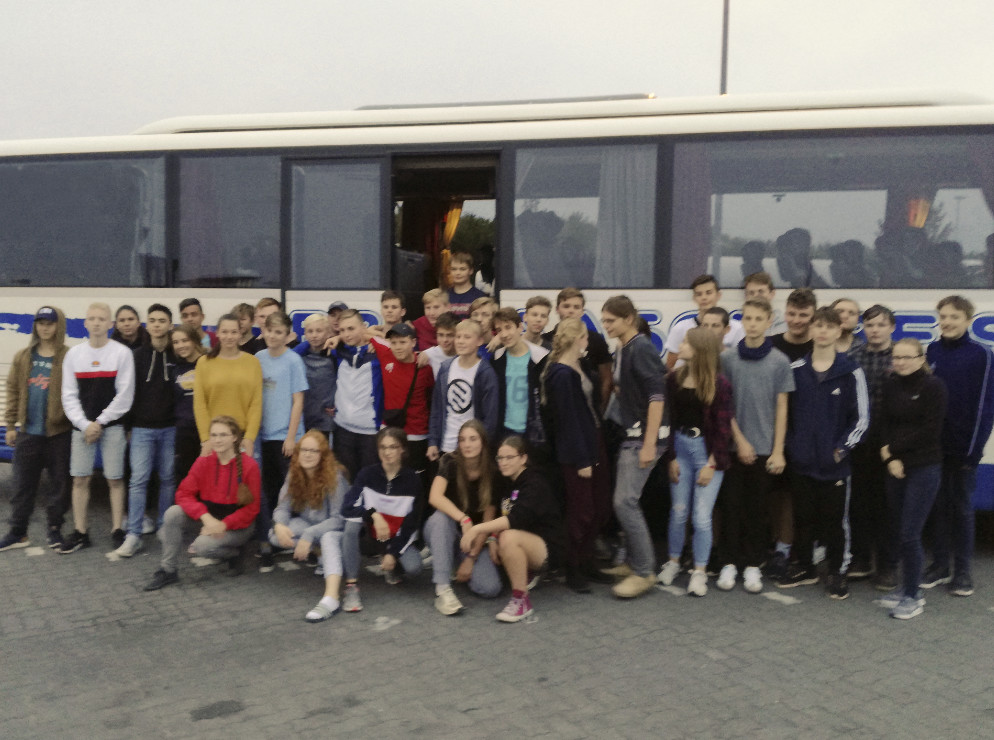 Klasse 10 des Alexander-von-Humboldt-Gymnasium Greifswald, hier auf dem Weg in Europas Hauptstadt, Klassenfahrt nach Brüssel 2019 – Bildergalerie Klassenfahrten von Jugendtours