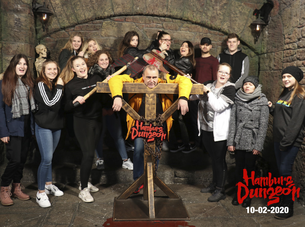 Klasse 13 der „Kaufmnnische Schulen“ Schopfheim, hier im Hamburg Dungeon, Klassenfahrt Hamburg 2020 – Bildergalerie Klassenfahrten von Jugendtours