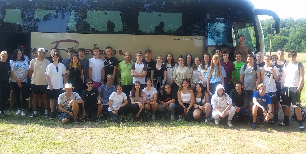 Klasse 9 der Oberschule „Frdric Joliot-Curie“ Pegau, hier unterwegs zum Nationalparkzentrum „Knigsstuhl“, Klassenfahrt nach Ummanz auf der Insel Rgen 2021 – Bildergalerie Klassenfahrten von Jugendtours