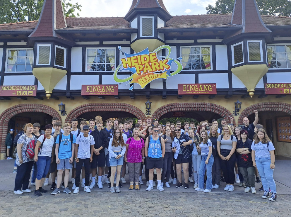 Klassen 9-10 der Seelandschule Nachterstedt, Klassenfahrt Hamburg 2023 – Bildergalerie Klassenfahrten von Jugendtours