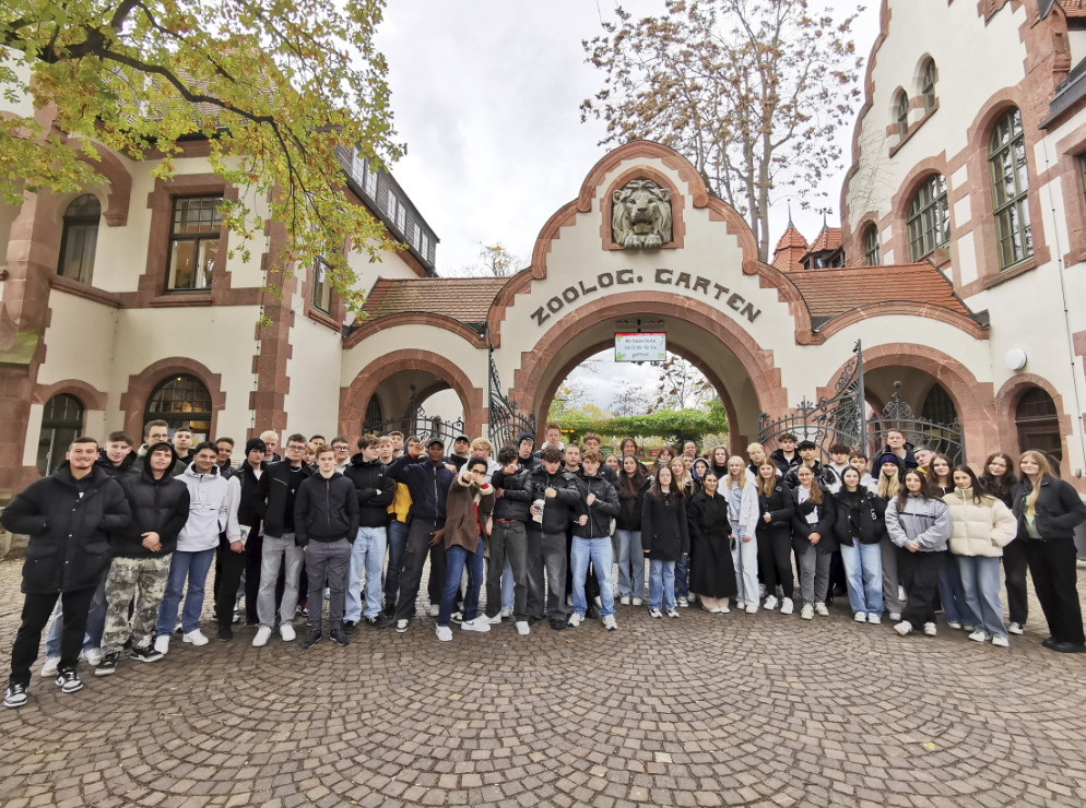 Klasse 11 der Friedrich-List-Schule Hildesheim, Klassenfahrt Leipzig 2023 – Bildergalerie Klassenfahrten von Jugendtours