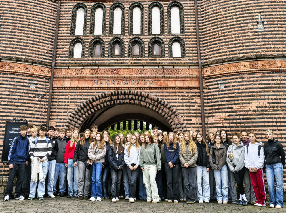 Klasse 10 des Staatlichen Gymnasiums Marie Curie Worbis, Klassenfahrt Weissenh�user Strand 2026 &ndash; Bildergalerie Klassenfahrten von Jugendtours