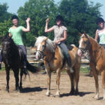 Programmpaket RUNDUMPROGRAMM PONYS UND PFERDE &ndash; Klassenfahrt Erlebnisbauernhof Gro� Briesen von Jugendtours