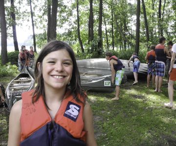 Programmausflug Klassenfahrt Adventure Reise ins Jugendtours-Camp mit Guide