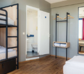 Generator Berlin Prenzlauer Berg mit DU/WC Unterkunftsbild 1 – Klassenfahrt Berlin von Jugendtours