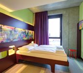 MEININGER Hotel Berlin East Side Gallery Unterkunftsbild 2 – Klassenfahrt Berlin von Jugendtours