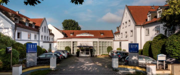 ***TRYP by Wyndham Munich North Auenansicht – Klassenfahrt Mnchener Umland von Jugendtours