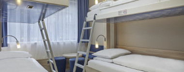 H2 Hotel Berlin Alexanderplatz Innenansicht – Klassenfahrt Berlin von Jugendtours