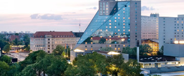 Estrel Berlin Auenansicht – Klassenfahrt Berlin von Jugendtours