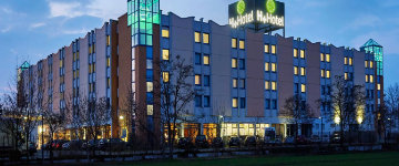 H+ Hotel Leipzig-Halle Auenansicht – Klassenfahrt Halle von Jugendtours