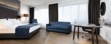 ****Holiday Inn Berlin City-West Innenansicht – Klassenfahrt Berlin von Jugendtours