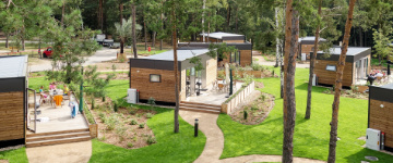 Tropical Islands (Mobilhomes) Auenansicht – Klassenfahrt Tropical Islands von Jugendtours