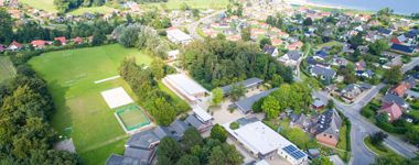 Ferienanlage Schnhagen Auenansicht – Klassenfahrt Ostseebad Schnhagen von Jugendtours