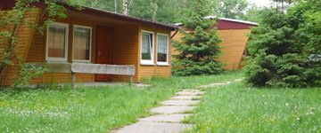 Sport- und Ferienpark Hoher Hain Limbach-Oberfrohna (Kategorie 3) Auenansicht – Klassenfahrt Sport-  und Ferienpark Hoher Hain Limbach-Oberfrohna von Jugendtours