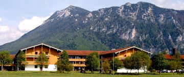 Chiemgau Appartements Inzell Auenansicht – Klassenfahrt Inzell und Salzburg von Jugendtours