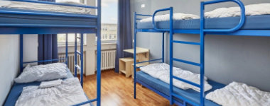 a&o Aachen Hauptbahnhof Innenansicht – Klassenfahrt Aachen von Jugendtours