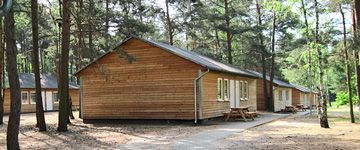 Kategorie 2: KiEZ Arendsee - Sommerhtten Auenansicht – Klassenfahrt KiEZ Arendsee von Jugendtours