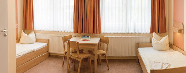 DJH Jugendherberge Dresden - Jugendgstehaus Innenansicht – Klassenfahrt Dresden von Jugendtours