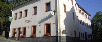 Hotel Miriquidi Oberwiesenthal Auenansicht – Klassenfahrt Oberwiesenthal von Jugendtours