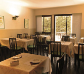 Kategorie ***Hotels in Sirmione oder Peschiera del Garda, z.B. ***Azurra oder Melograno Unterkunftsbild 2 – Klassenfahrt Sdufer Gardasee von Jugendtours