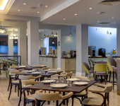 Kategorie zentrumsnahe **Hotels, z.B. **Best Western London Queens Crystal Palace Hotel Unterkunftsbild 3 – Klassenfahrt London von Jugendtours