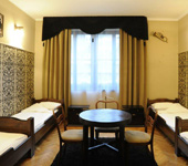 Kategorie Jugendhostels zentral-zentrumsnah, z.B. Hostel Deco Krakau Unterkunftsbild 1 – Klassenfahrt Krakau von Jugendtours