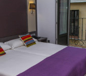 Kategorie */**Hotels im Zentrum, z.B. **Hostal Marlasca in Madrid Unterkunftsbild 2 – Klassenfahrt Madrid von Jugendtours