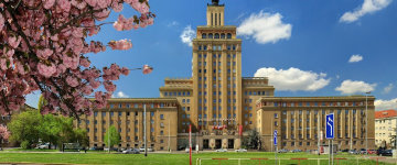 ****Grand Hotel International Prag Auenansicht – Klassenfahrt Prag von Jugendtours