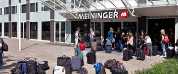 MEININGER Hotel Amsterdam City West Auenansicht – Klassenfahrt Amsterdam von Jugendtours