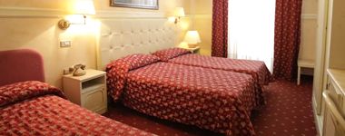 Kategorie ****Hotels, z.B. ****Hotel Vienna Ostenda Rimini Innenansicht – Klassenfahrt Rimini von Jugendtours