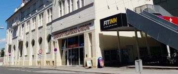 a&o Salzburg Hauptbahnhof Auenansicht – Klassenfahrt Salzburg von Jugendtours