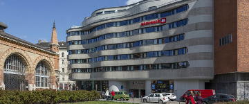 MEININGER Budapest Great Market Hall Auenansicht – Klassenfahrt Budapest von Jugendtours