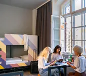 a&o Berlin Friedrichshain Unterkunftsbild  &ndash; Klassenfahrt Berlin von Jugendtours
