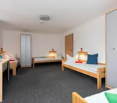 Jugendherberge Nettetal-Hinsbeck Unterkunftsbild  &ndash; Klassenfahrt Seenstadt Nettetal von Jugendtours