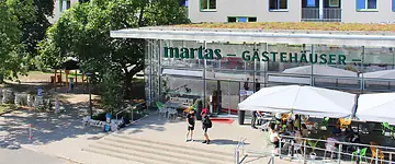 martas G�steh�user Hauptbahnhof Berlin Unterkunftsbild  &ndash; Klassenfahrt Berlin von Jugendtours