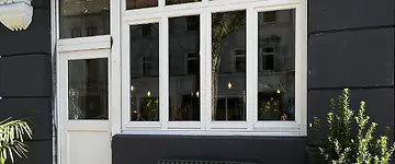 Pyjama Park Schanzenviertel Unterkunftsbild  &ndash; Klassenfahrt Hamburg von Jugendtours
