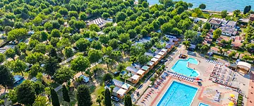 Gasparina Camping in Castelnuovo del Garda Unterkunftsbild  &ndash; Klassenfahrt S�dufer Gardasee von Jugendtours
