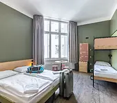 MEININGER Hotel Berlin Mitte Humboldthaus Unterkunftsbild  &ndash; Klassenfahrt Berlin von Jugendtours