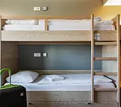 MEININGER Hotel Berlin Flughafen Unterkunftsbild  &ndash; Klassenfahrt Berlin von Jugendtours