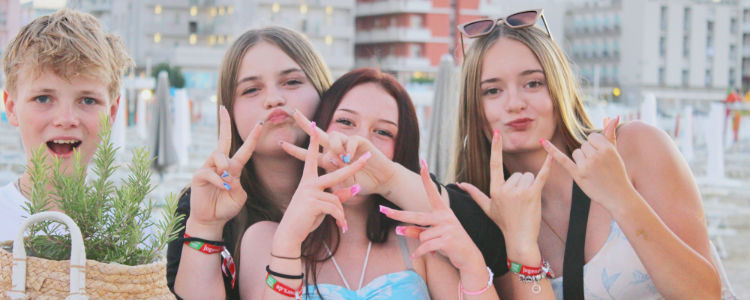 Teensclub Italienische Adria jetzt buchen! Teensclub Italienische Adria jetzt buchen!