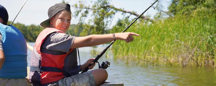 Angelcamp Mecklenburger Seenplatte jetzt buchen! Angelcamp Mecklenburger Seenplatte jetzt buchen!